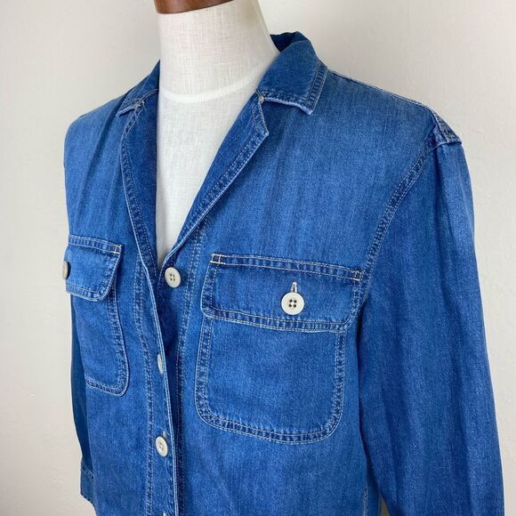 Madewell Denim Cropped Button-Up Shirt in Ridgeville Wash - Picture 3 of 7